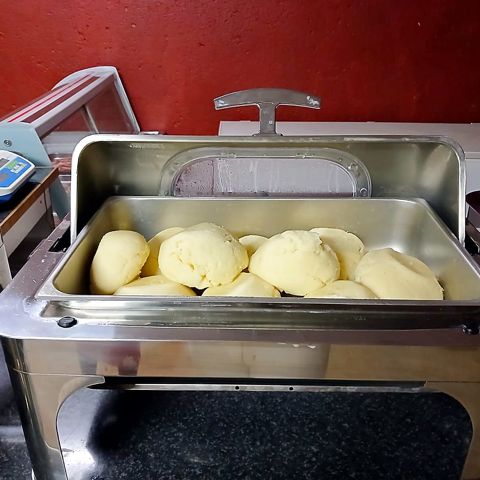 Hot pap in a serving dish